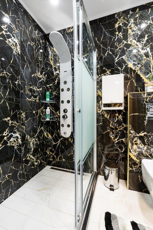 M1 Pool And Beach View Apartment Burgas Zewnętrze zdjęcie