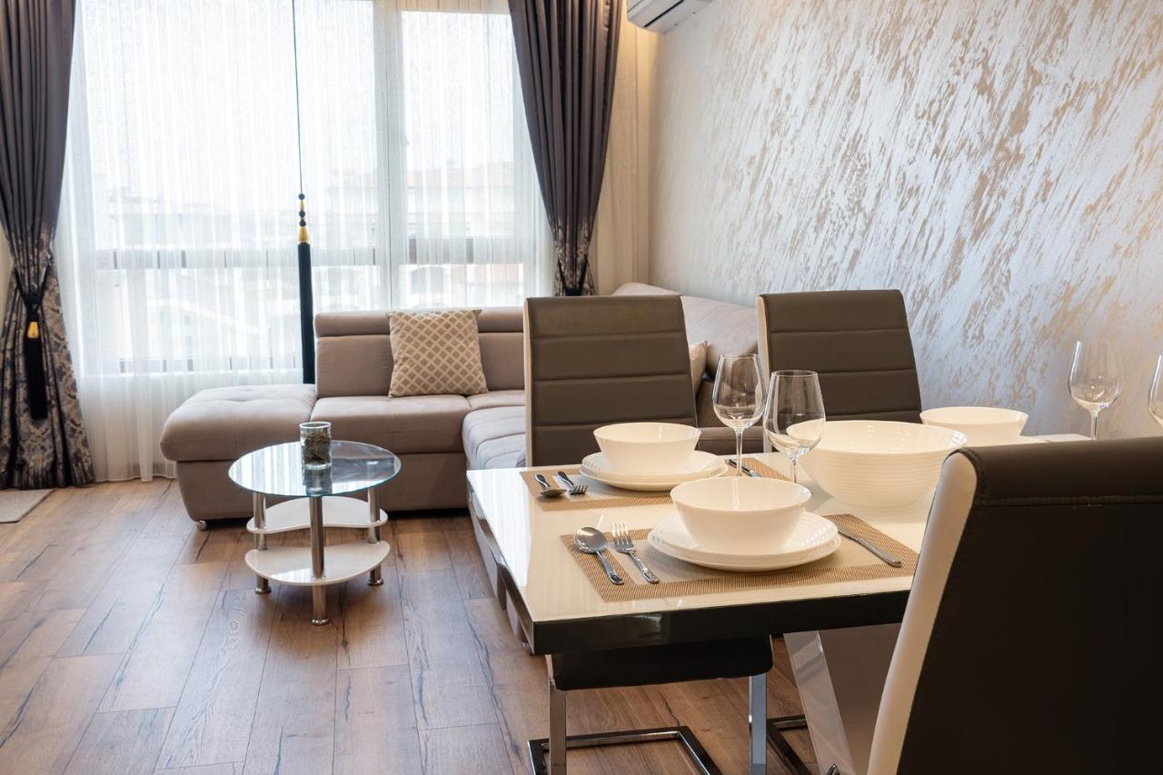 M1 Pool And Beach View Apartment Burgas Zewnętrze zdjęcie